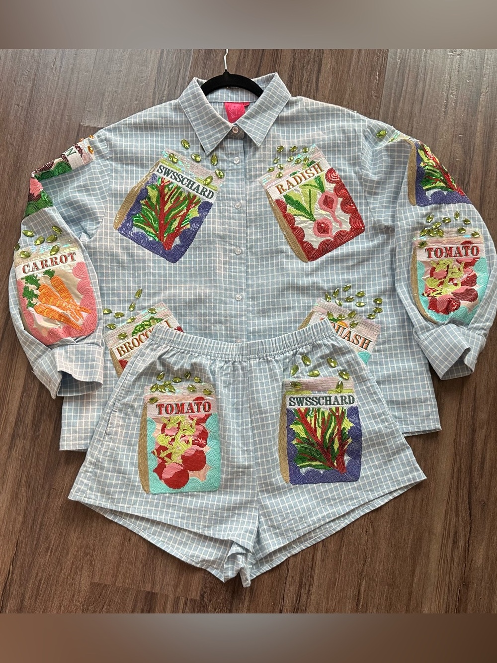 NEW Queen of Sparkles Multi Seed Packet Gingham Button-Up Top & Shorts. Size XS